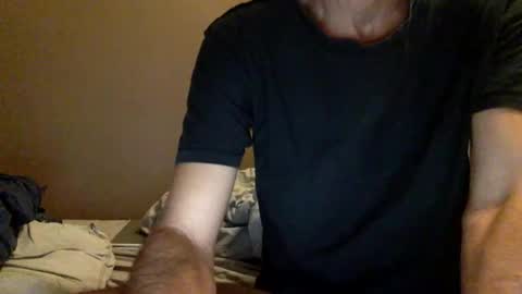 malefrench1 online show from 10/26/25, 05:46