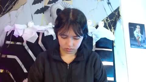 malejacs01 online show from 10/29/25, 11:34