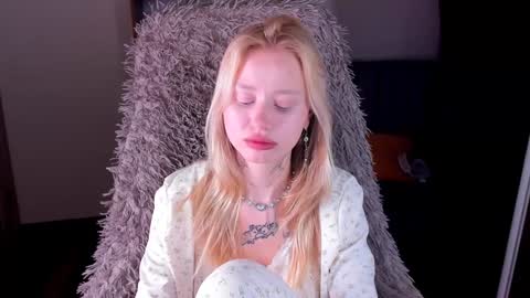 Malena online show from 01/08/25, 01:41