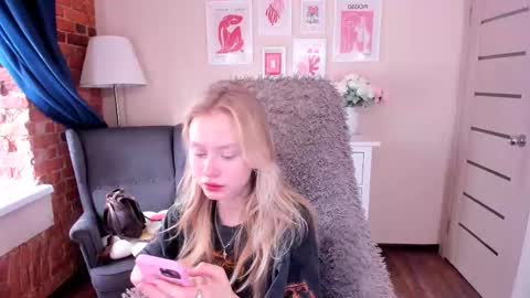 Malena online show from 02/20/25, 10:05