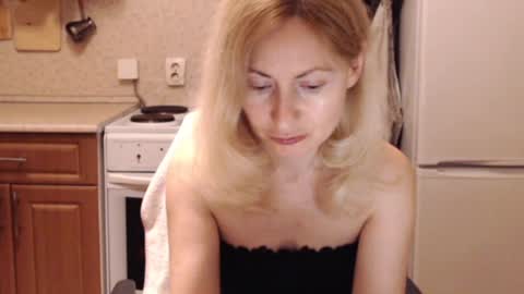Malena online show from 06/30/26, 09:38