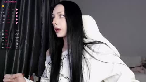 Snapshot of malenkiykamen chatting on 01/16/26, 12:31 piu online show from 01/16/26, 12:31