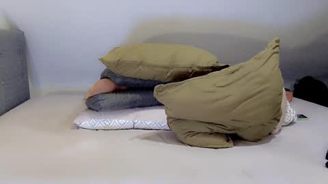 Snapshot of malepawg chatting on 10/17/25, 08:55 Pawg phat ass white guy online show from 10/17/25, 08:55