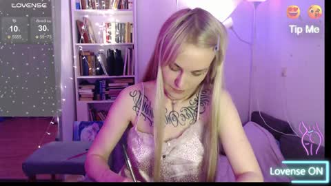 Mischelle online show from 01/28/25, 11:17