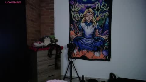 Alice Asylum online show from 05/28/26, 01:03