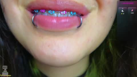 Snapshot of malicia_witch_ chatting on 12/17/24, 03:28 Mar  Alicia     Rosie  v A L I C I A W I T C -  Meg Cherie online show from 12/17/24, 03:28