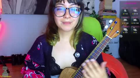 Snapshot of malicia_witch_ chatting on 01/10/25, 05:05 Mar  Alicia     Rosie  v A L I C I A W I T C -  Meg Cherie online show from 01/10/25, 05:05