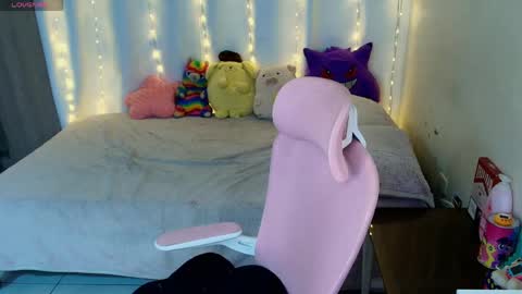 Snapshot of maliciaxpoison chatting on 05/30/26, 04:09 maliciaxpoison online show from 05/30/26, 04:09