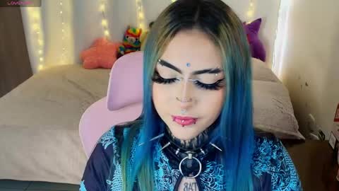 Snapshot of maliciaxpoison chatting on 05/30/26, 10:40 maliciaxpoison online show from 05/30/26, 10:40