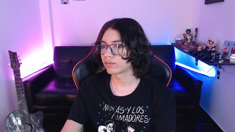 Snapshot of malik_harrison_ chatting on 01/23/25, 06:03 Malik online show from 01/23/25, 06:03