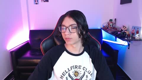 Snapshot of malik_harrison_ chatting on 01/30/25, 02:58 Malik online show from 01/30/25, 02:58