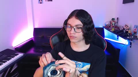 Snapshot of malik_harrison_ chatting on 02/05/25, 03:52 Malik online show from 02/05/25, 03:52