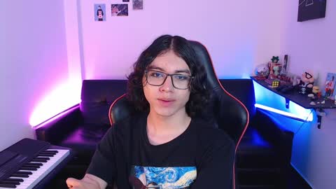 Snapshot of malik_harrison_ chatting on 02/05/25, 06:59 Malik online show from 02/05/25, 06:59