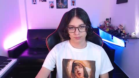 Snapshot of malik_harrison_ chatting on 02/10/25, 02:16 Malik online show from 02/10/25, 02:16