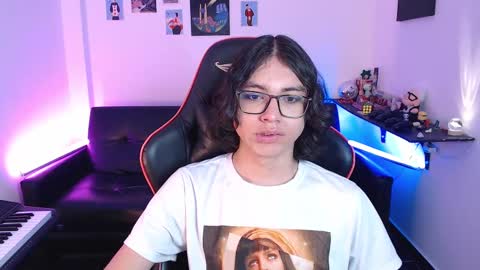 Snapshot of malik_harrison_ chatting on 02/10/25, 05:19 Malik online show from 02/10/25, 05:19