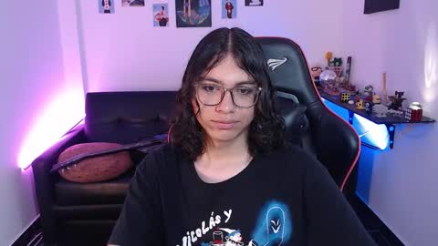 Snapshot of malik_harrison_ chatting on 10/29/25, 05:36 Malik online show from 10/29/25, 05:36