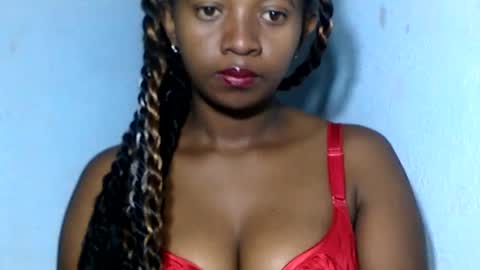 malinah01 online show from 12/06/24, 02:46