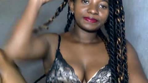 malinah01 online show from 12/08/24, 07:58