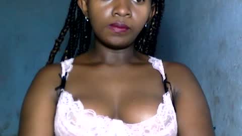 malinah01 online show from 12/10/24, 03:12