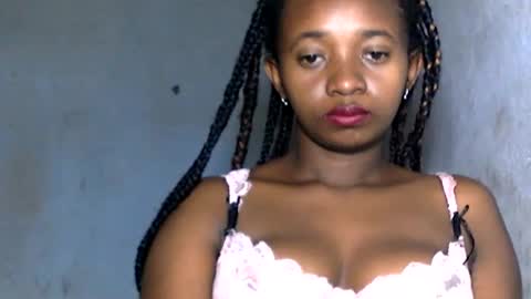 malinah01 online show from 12/20/24, 02:27