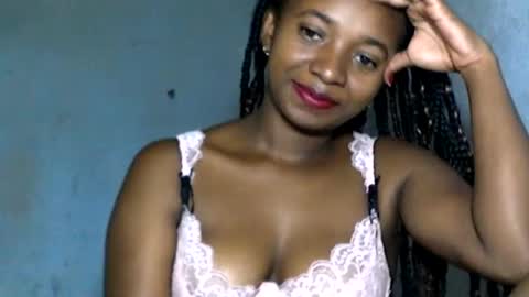 malinah01 online show from 12/21/24, 02:15