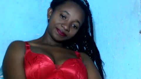 malinah01 online show from 12/23/24, 04:55