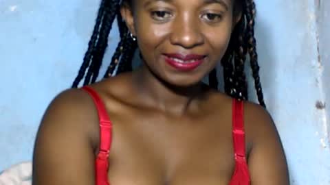malinah01 online show from 12/23/24, 03:23
