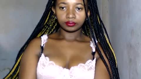 malinah01 online show from 01/08/25, 05:27