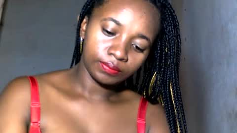 malinah01 online show from 01/11/25, 12:50