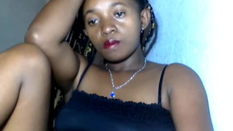malinah01 online show from 01/21/25, 09:24