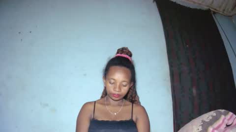 malinah01 online show from 09/09/25, 01:49