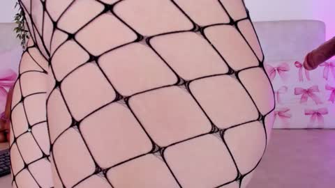 Snapshot of malka_burning chatting on 11/07/25, 08:20 Malka online show from 11/07/25, 08:20