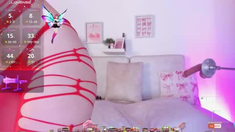 Snapshot of malka_burning chatting on 11/19/25, 09:15 Malka online show from 11/19/25, 09:15