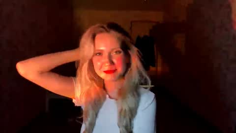 Amelia online show from 09/11/25, 03:56