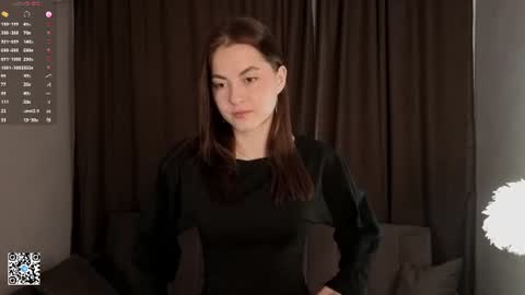 Mia online show from 07/01/26, 04:03