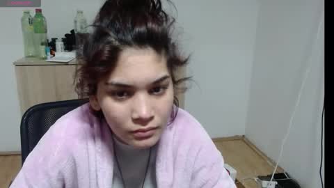 Snapshot of mallorymyers chatting on 11/01/25, 08:55 mallorymyers online show from 11/01/25, 08:55