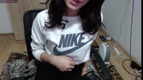 Snapshot of mallorymyers chatting on 11/30/25, 06:56 mallorymyers online show from 11/30/25, 06:56