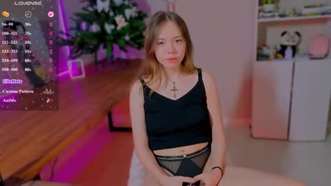 Snapshot of malolly chatting on 02/01/26, 01:31 malolly online show from 02/01/26, 01:31