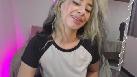 Malory  online show from 11/15/25, 06:59