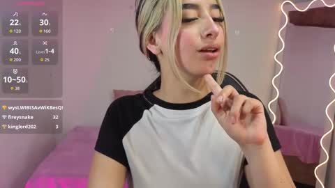 Malory  online show from 12/03/25, 07:34