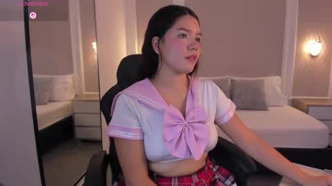 M A L U online show from 10/25/25, 04:09