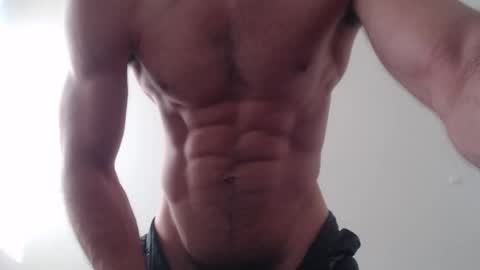 Snapshot of maluma4you chatting on 11/25/25, 12:16 maluma4you online show from 11/25/25, 12:16