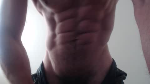 Snapshot of maluma4you chatting on 03/10/26, 02:00 maluma4you online show from 03/10/26, 02:00