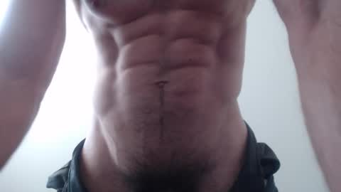 Snapshot of maluma4you chatting on 03/15/26, 06:03 maluma4you online show from 03/15/26, 06:03