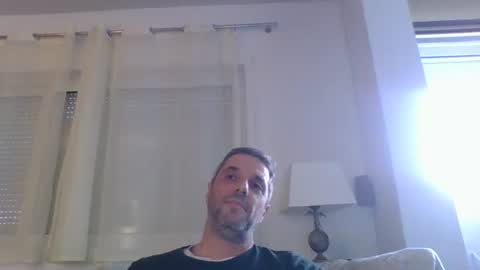 Snapshot of man211172 chatting on 01/05/25, 02:41 man211172 online show from 01/05/25, 02:41