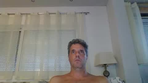 Snapshot of man211172 chatting on 09/09/25, 04:17 man211172 online show from 09/09/25, 04:17