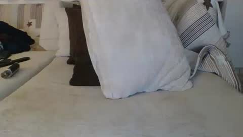 Snapshot of man211172 chatting on 12/04/25, 06:49 man211172 online show from 12/04/25, 06:49