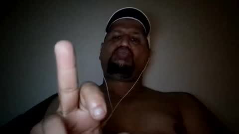 Man new online show from 01/19/25, 05:07