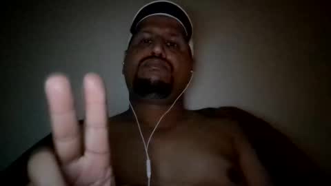 Man new online show from 02/06/25, 12:22