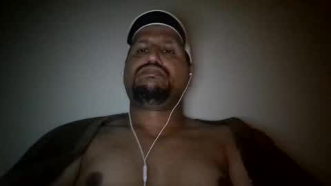 Man new online show from 02/18/25, 05:09